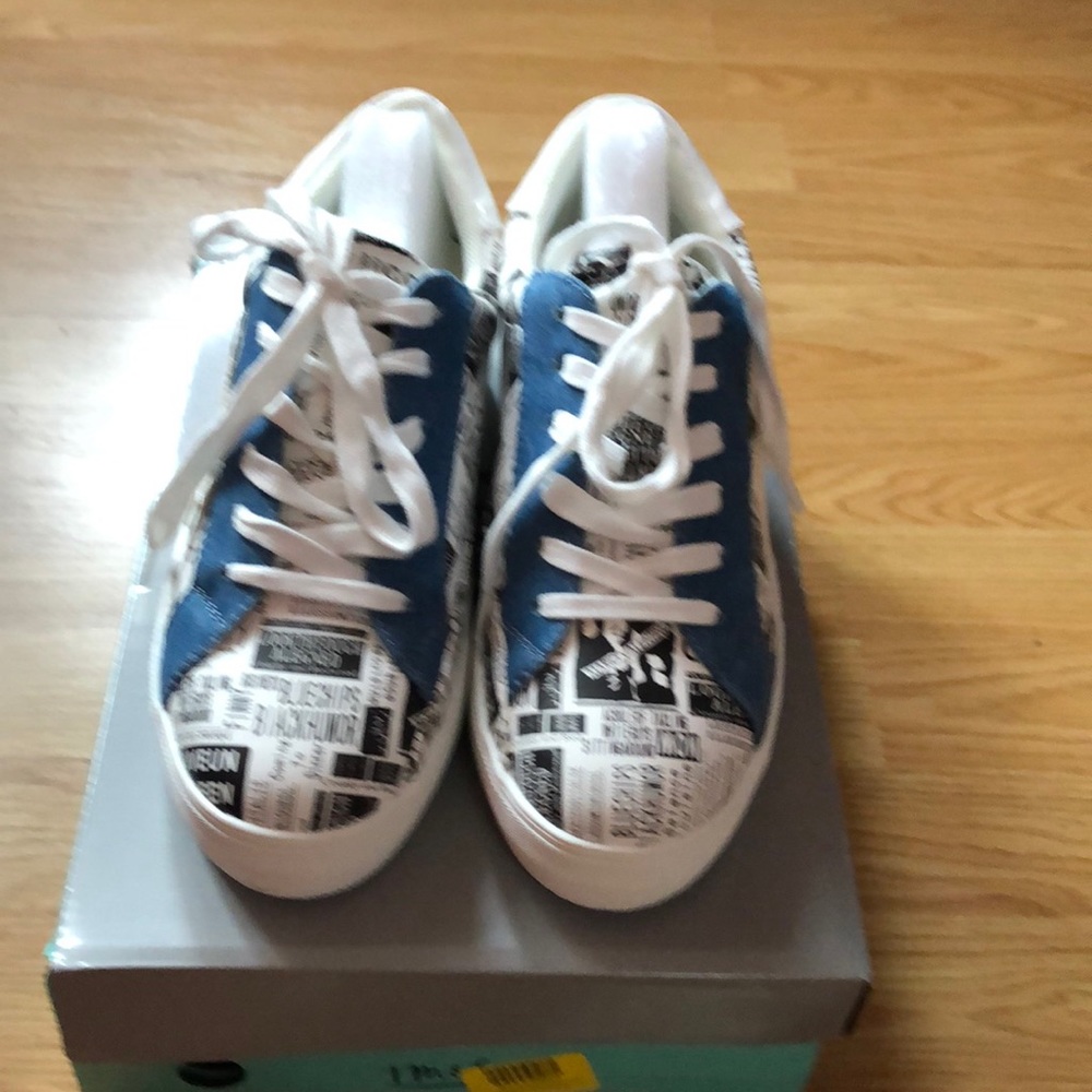 News Print Sneakers New